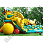Большой надувной батут-горка "Гости города"