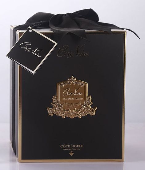 Роза чайная бело-розовая в темной вазе, Cote Noire