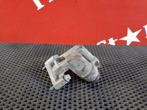 Патрубок корпуса масляного фильтра