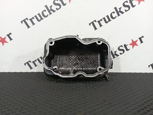 Крышка клапанная