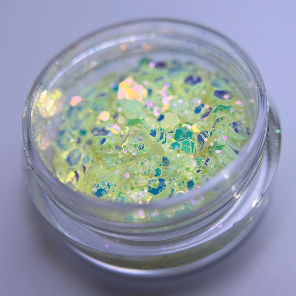 1741 Шестигранники микс "Крылья феи" 2 г флуоресцентные