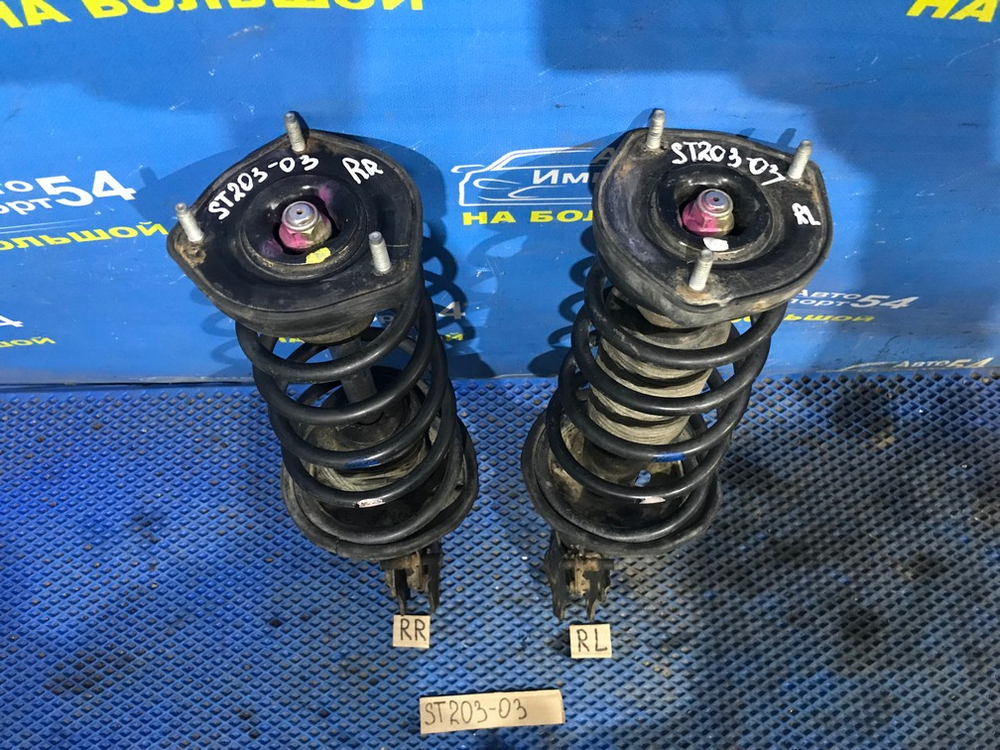 Стойка задняя левая TOYOTA CORONA EXIV 1996