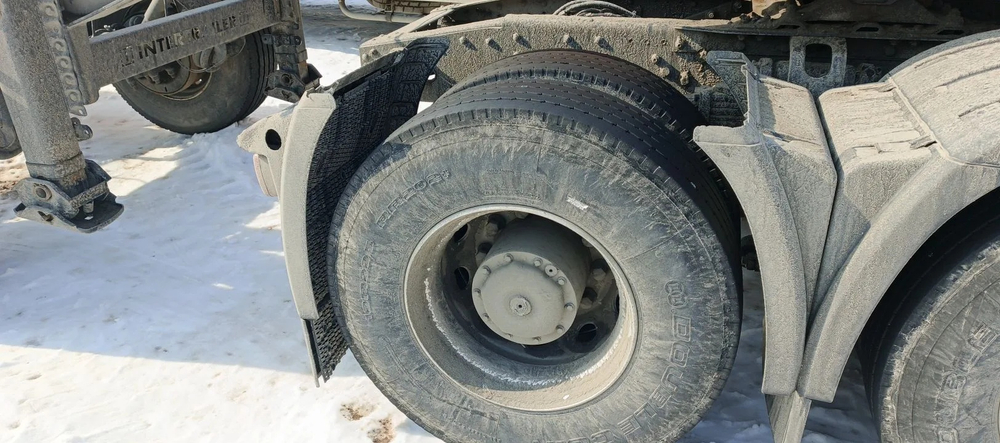FAW JH6 6x4 Седельный тягач CA4250P25K15T1E5A80 (Дизельный, 11.6 л, 430 л.с. МТ)