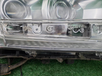 Фара правая Land Cruiser 200 (2015-2021) LED
