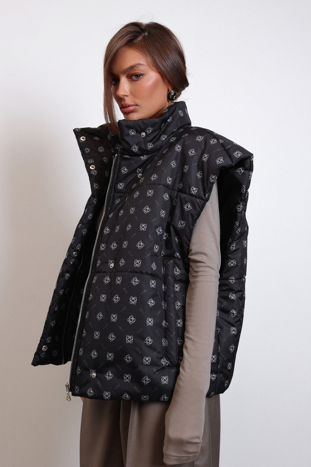 Жилет брендированный черный