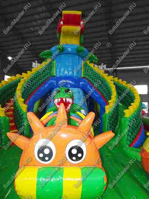 Коммерческий надувной батут "Город дракона", 20*10*7 м