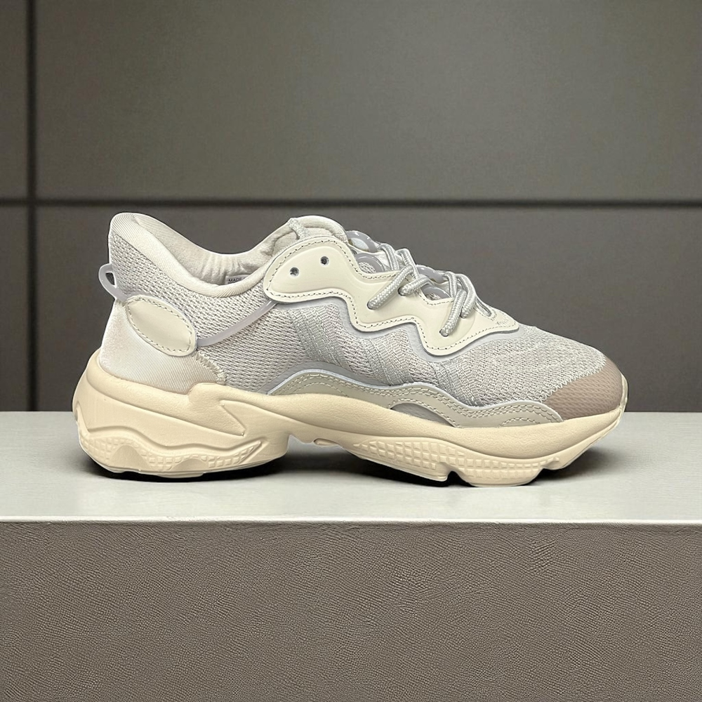 Adidas Ozweego • Beige Desert Rat