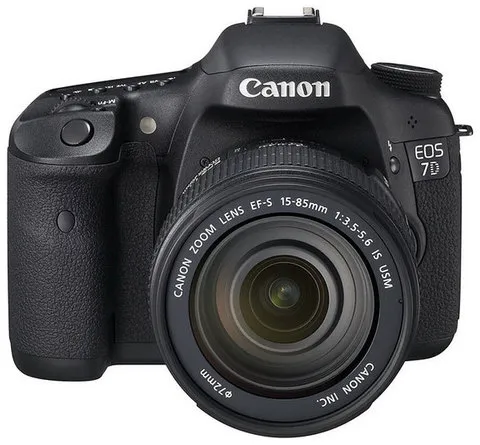Canon EOS 7D Kit EF-S 15-85mm f/3.5-5.6 IS USM