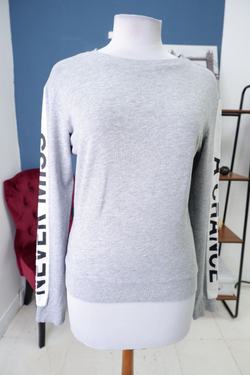 Джемпер H&M повседневный 42 размер