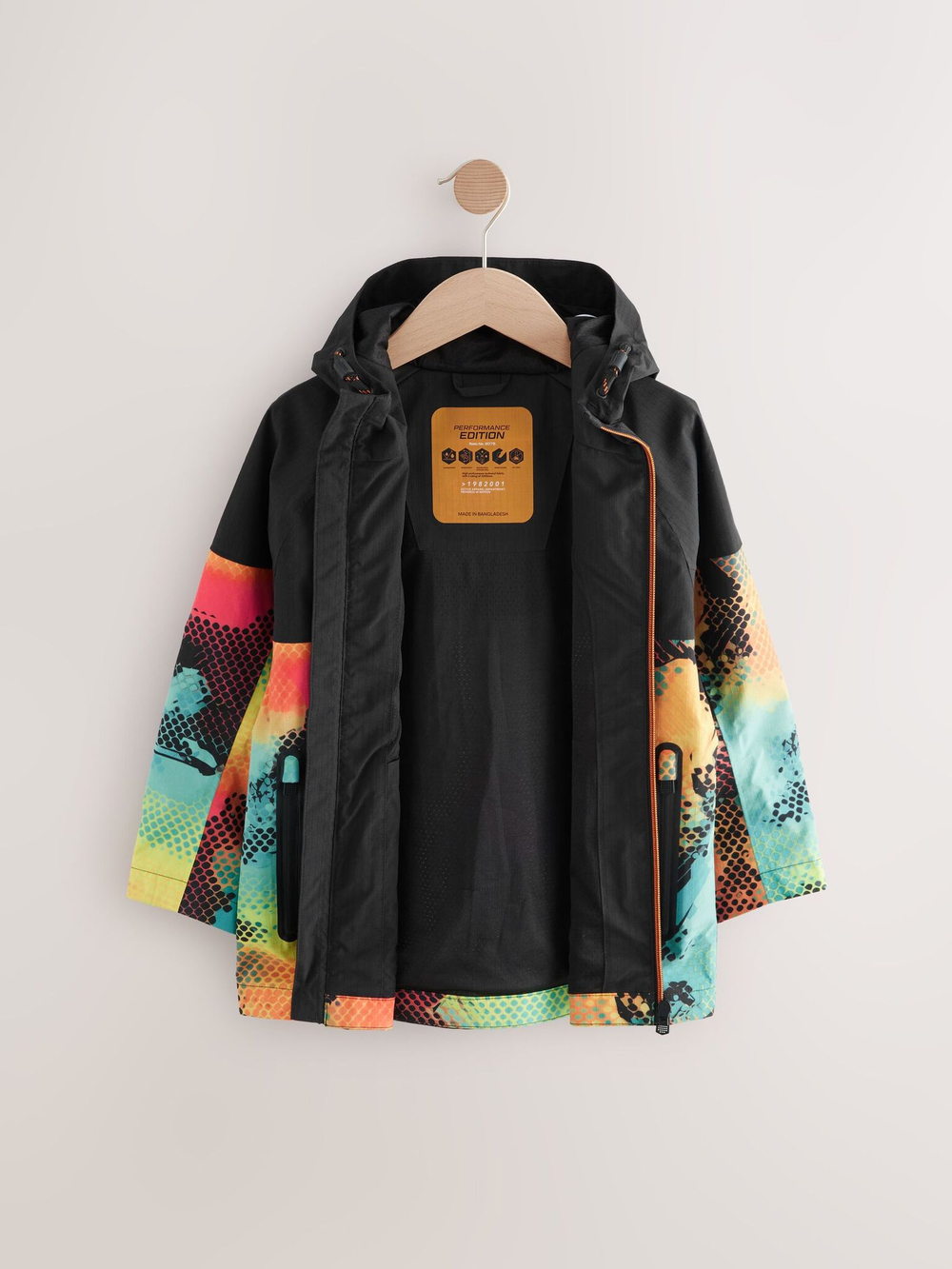 Куртка непромокаемая с сетчатой подкладкой для мальчика Next Q61-570, Черный