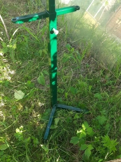 Шпалера садовая для малины и ежевики