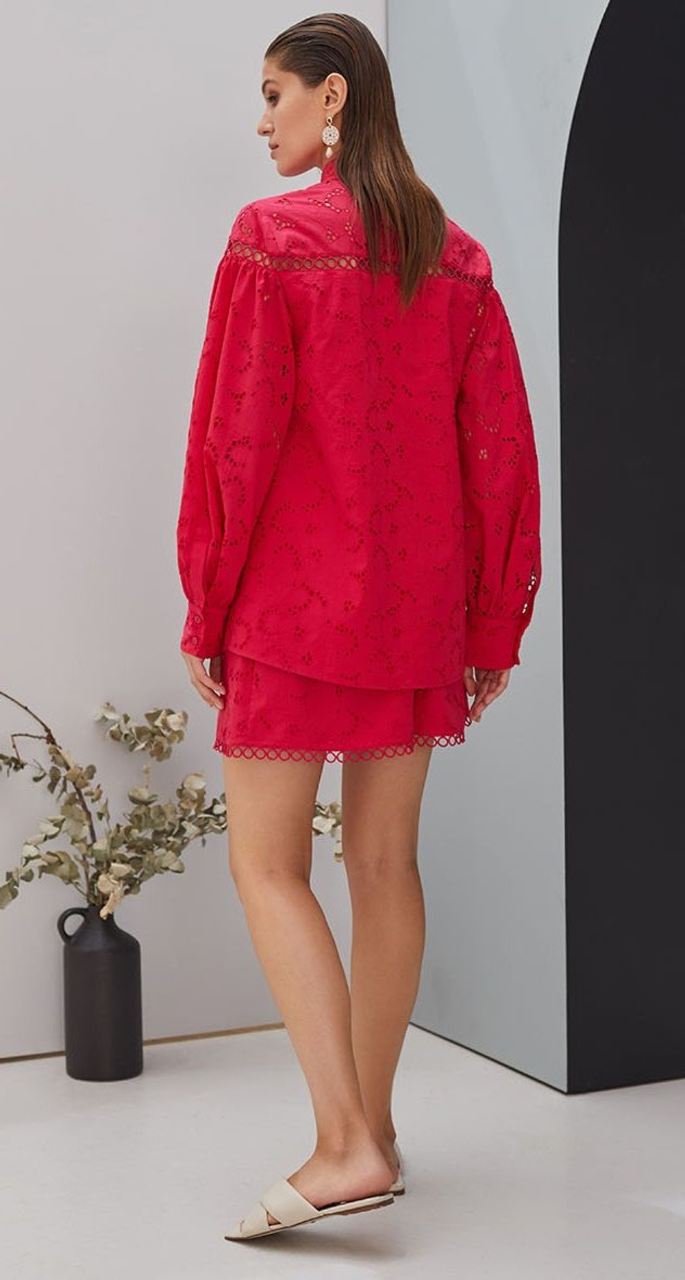 Хлопковые высокие шорты свободного кроя (Размер: M) (Цвет: черный)