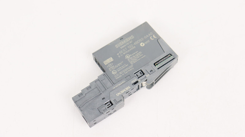 SIEMENS 6ES7 132-4BD02-0AA0 + TM-E15C24-A1