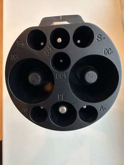 Переходник CCS2 на GB/T для зарядки электромобилей