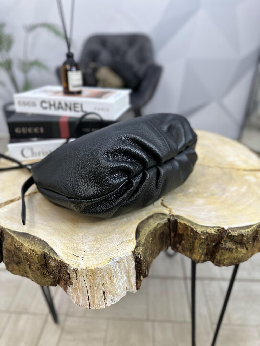 Мягкий клатч (Pouch bag/сумка-пельмешек)