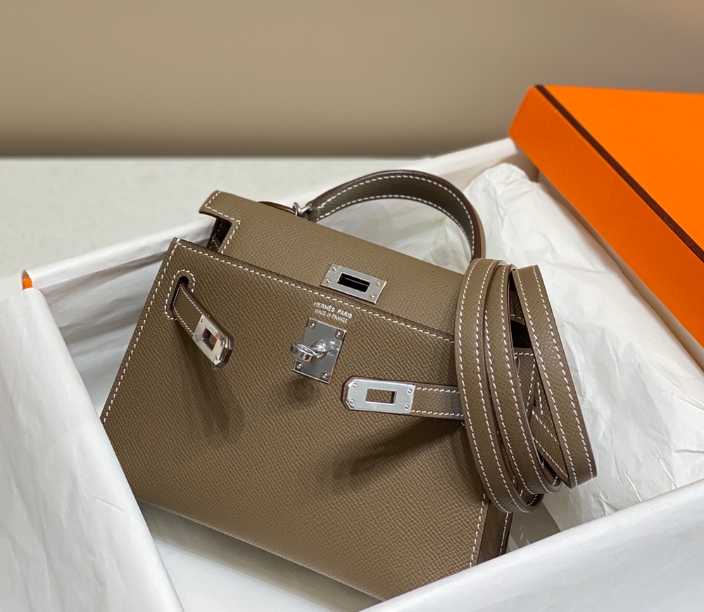 Hermes Kelly Mini 20