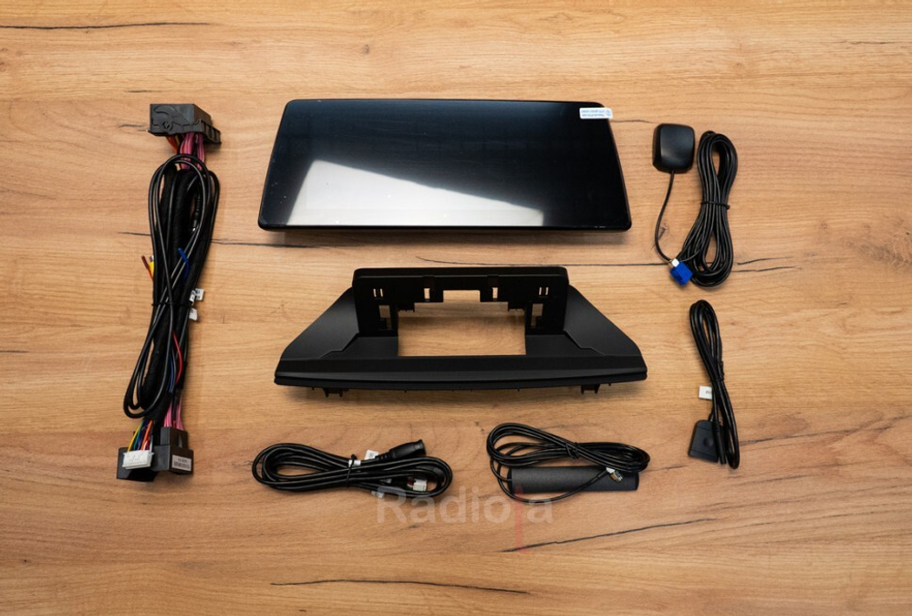 Магнитола BMW X1 F48, X2 F39 2017-2022 EVO - Radiola RDL-6509-L монитор 10.25" на Android 13, 8+128Гб, CarPlay, 4G SIM-слот