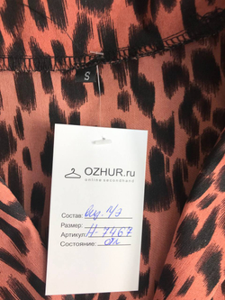 Блузка с ярким принтом, маркировка S, визуально на 44 размер