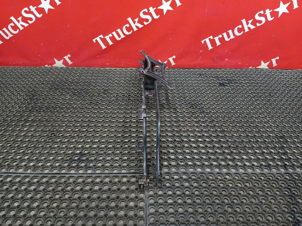 Кронштейн задней подвески кабины 2023г