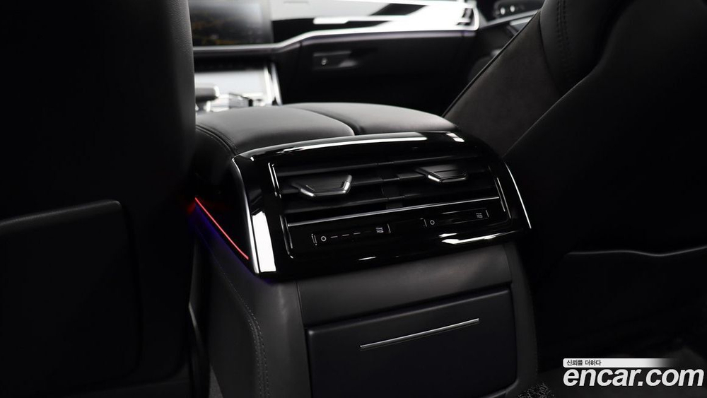 Audi A8 (D5) 55 TFSI Quattro LWB (05.2020)