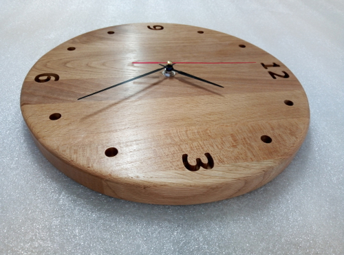 Часы круглые из дерева