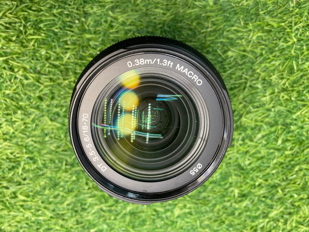 Sony DT 18-70mm 3.5-5.6
