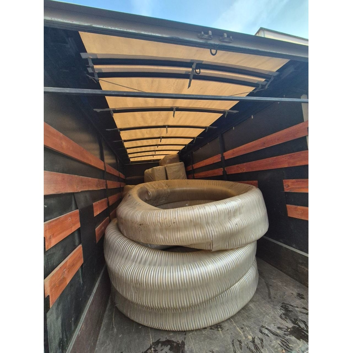 Отправка Напорно-всасывающих шлангов из ПВХ