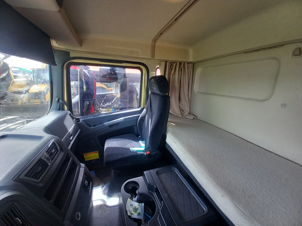 Shacman (Shaanxi) SX* 8x4 Самосвал SX331863366 (Дизельный, 12,5 л, 544 л.с., МТ)