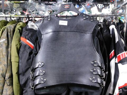 жилет кож Легион чёрный M