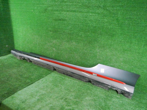 Накладка порога левая Mercedes C C205 (14-23) AMG