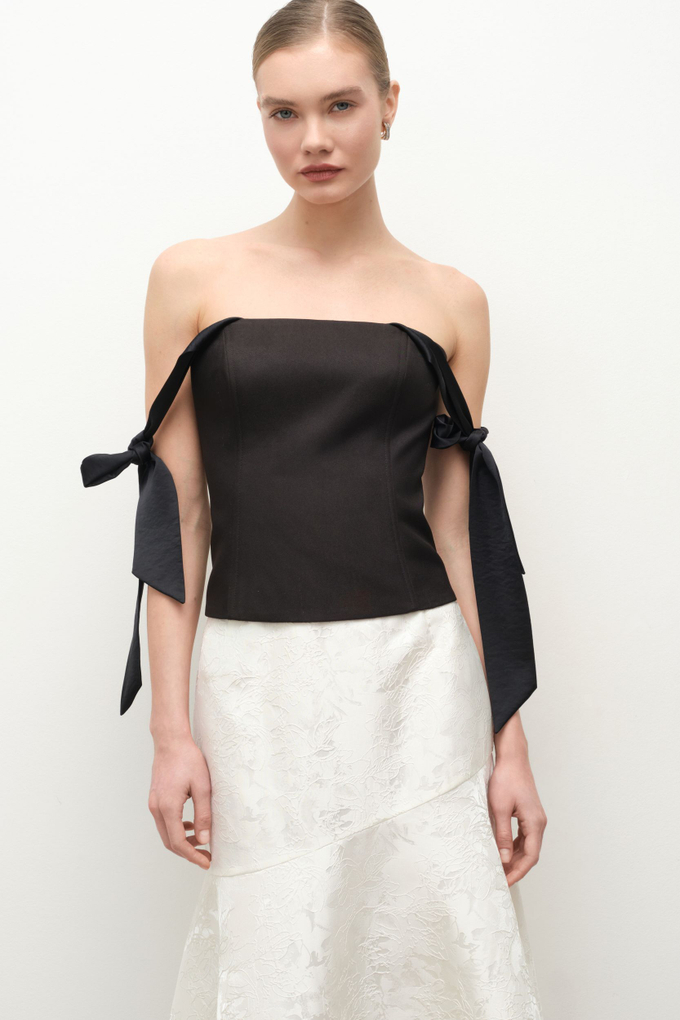 Корсет с лентами