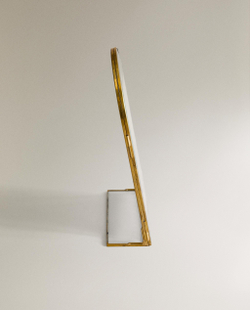 Zara Home Фоторамка из стекла, цвет золотой, 21 см