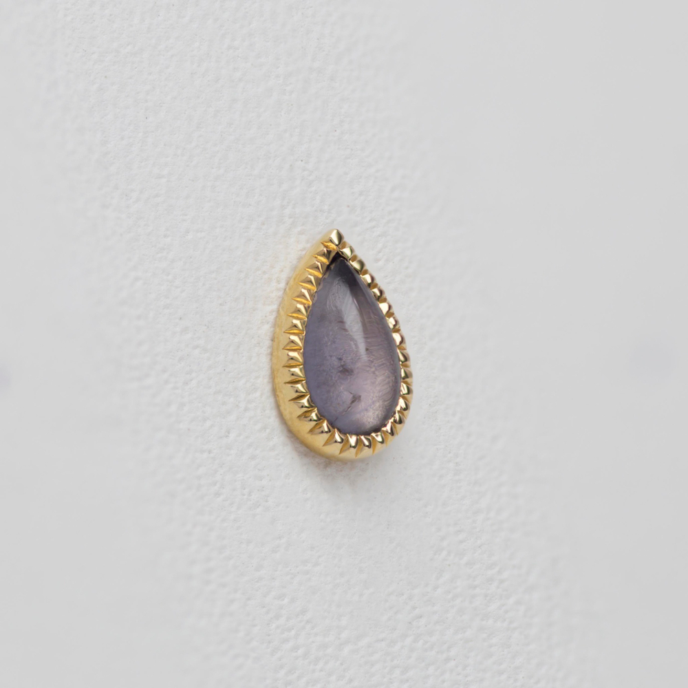 Grisant teardrop tops with natural stone
