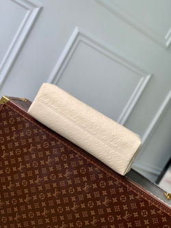 Louis Vuitton Babylone Tote MM