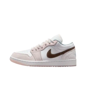 Женские кроссовки Air Jordan 1 Low 'Light Soft Pink' IB8859-101