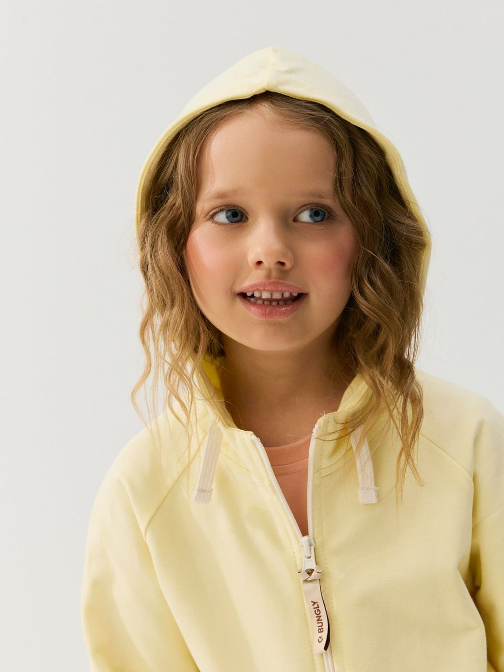 Толстовка облегченная "Нарцисс"