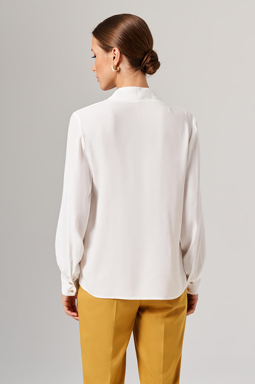 23160 Блузка женская (молочный)