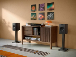 KEF Q3 Meta Walnut полочная пассивная акустическая система (пара)