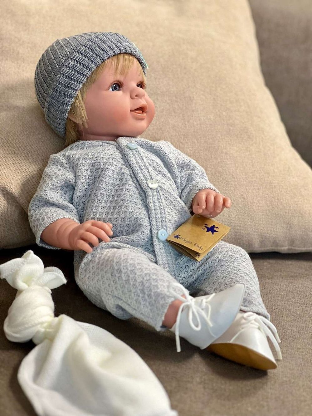 Кукла LAMAGIK виниловая 45см Paula (46511)