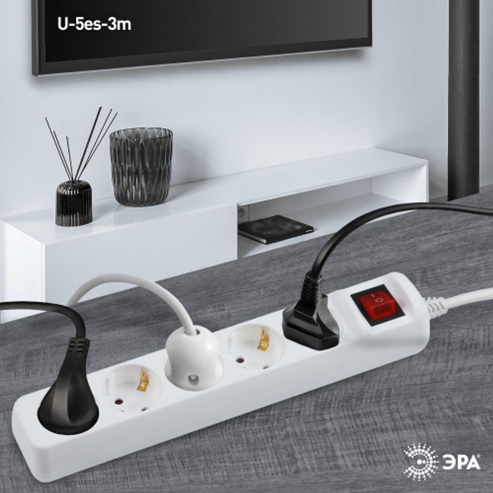 Удлинитель электрический ЭРА U-5es-3m-3x1,5 с заземлением с выключателем 5 розеток 3м ПВС 3x1,5мм2 16А | Бытовые удлинители