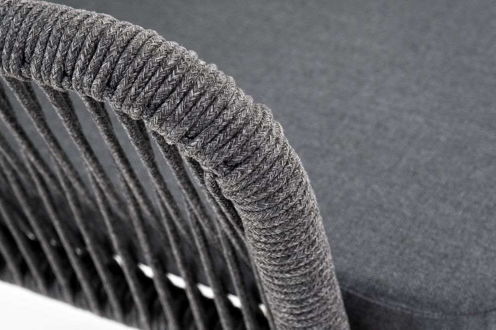 "Лион" стул плетеный из роупа, каркас алюминий серый (RAL7022) муар, роуп серый круглый, ткань серая 017