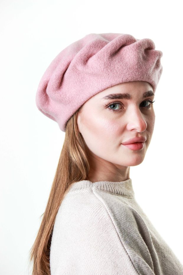 Берет с защипами Tonak (375 Пудра / 59 / 30х30х6 / 59 / Розовый / Шерсть 100% / 0.3)