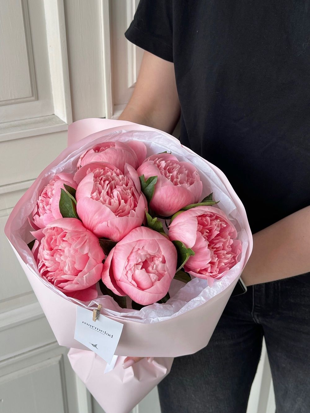 Букет 7шт пионов