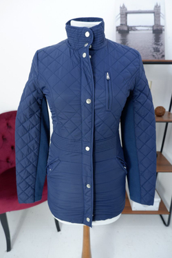 Куртка Oodji демисезонная 40 размер, новая