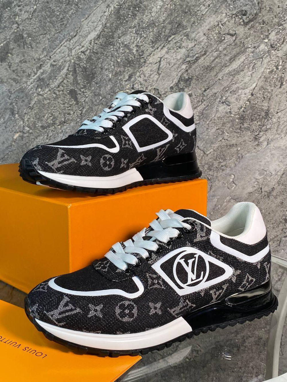 Кроссовки Louis Vuitton