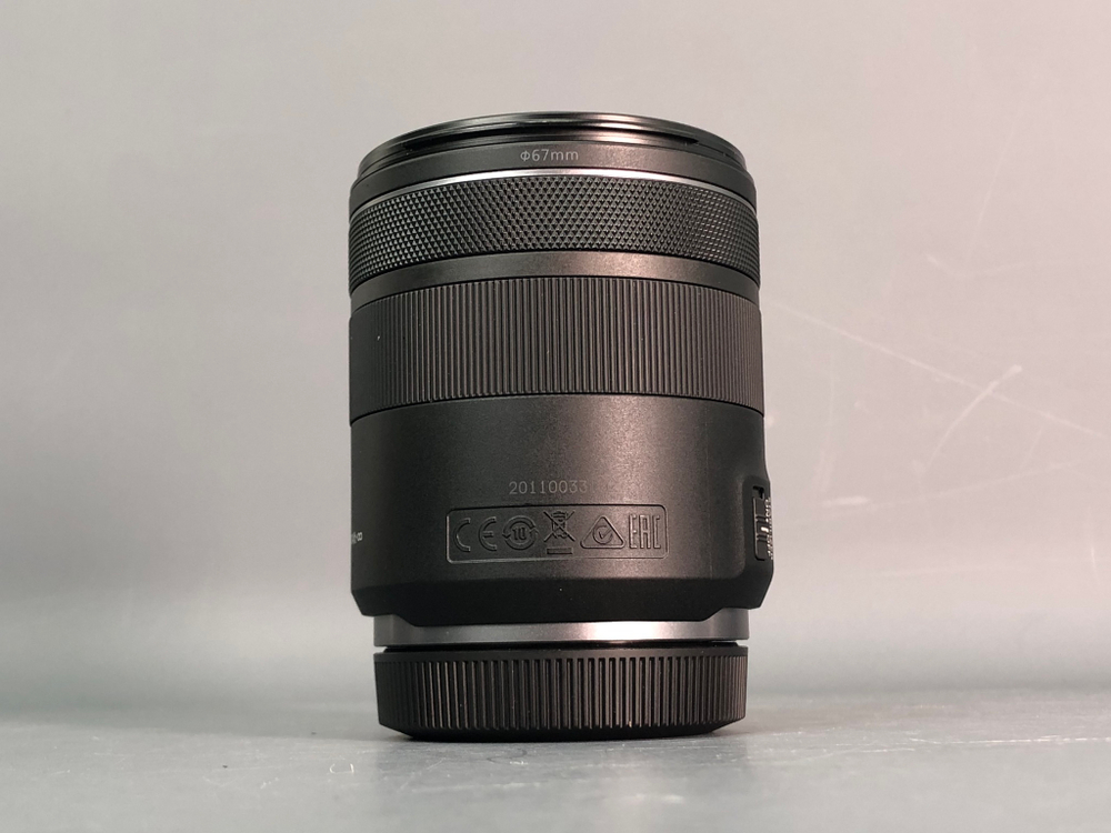 Canon RF 85mm F2 Macro IS STM Canon RF