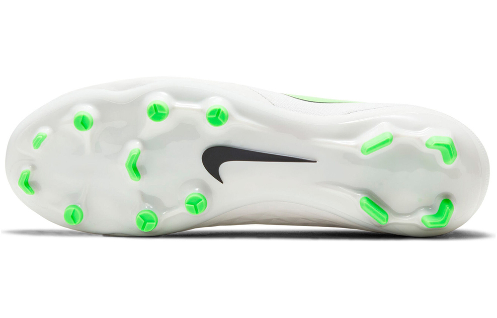 Кроссовки Nike Tiempo Legend 8 Academy Mg