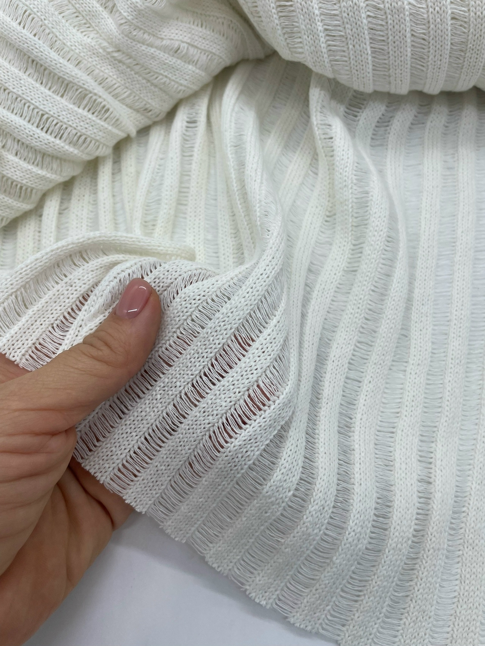 Рваная полоска молоко