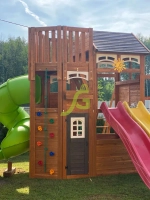 Детская площадка Клубный домик 4 Luxe с тремя горками