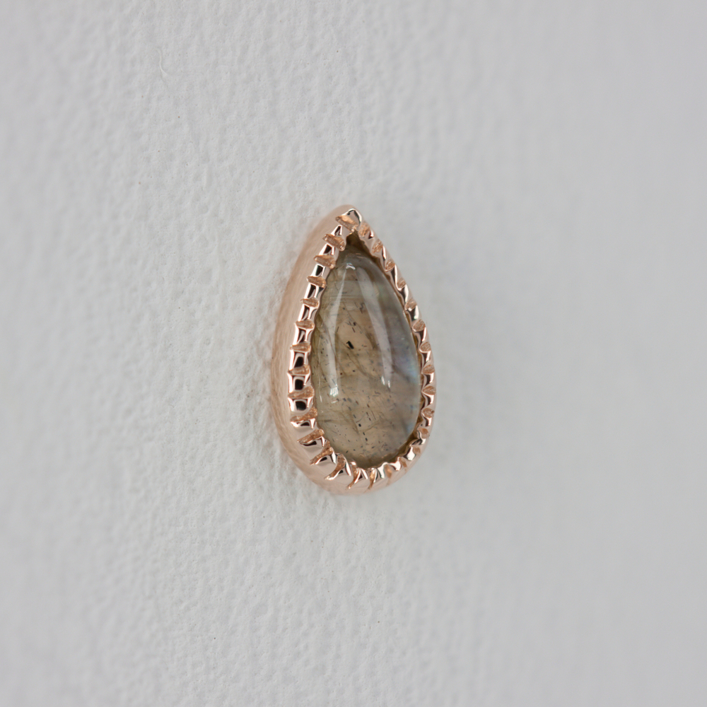 Grisant teardrop tops with natural stone